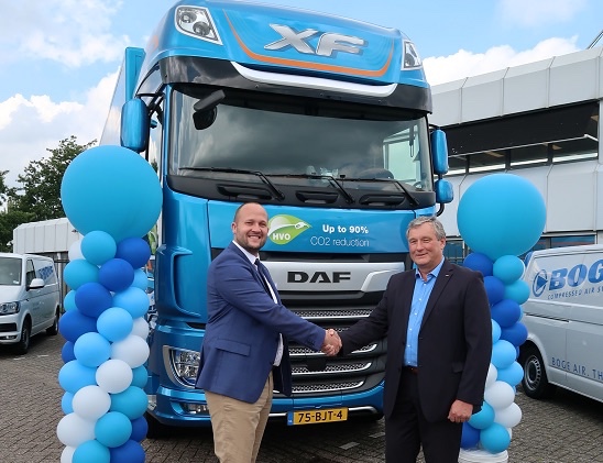 Ronald Engberts (Manager BOGE) en Johan van der Linden (Manager Maintenance DAF) (aangeleverde foto) Ronald Engberts (Manager BOGE) en Johan van der Linden (Manager Maintenance DAF) (aangeleverde foto)