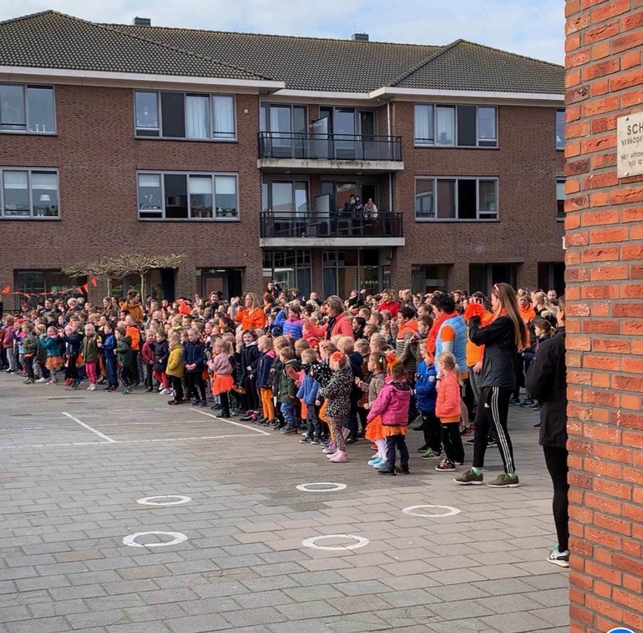 Gezellige Koningsspelen op obs Kornak