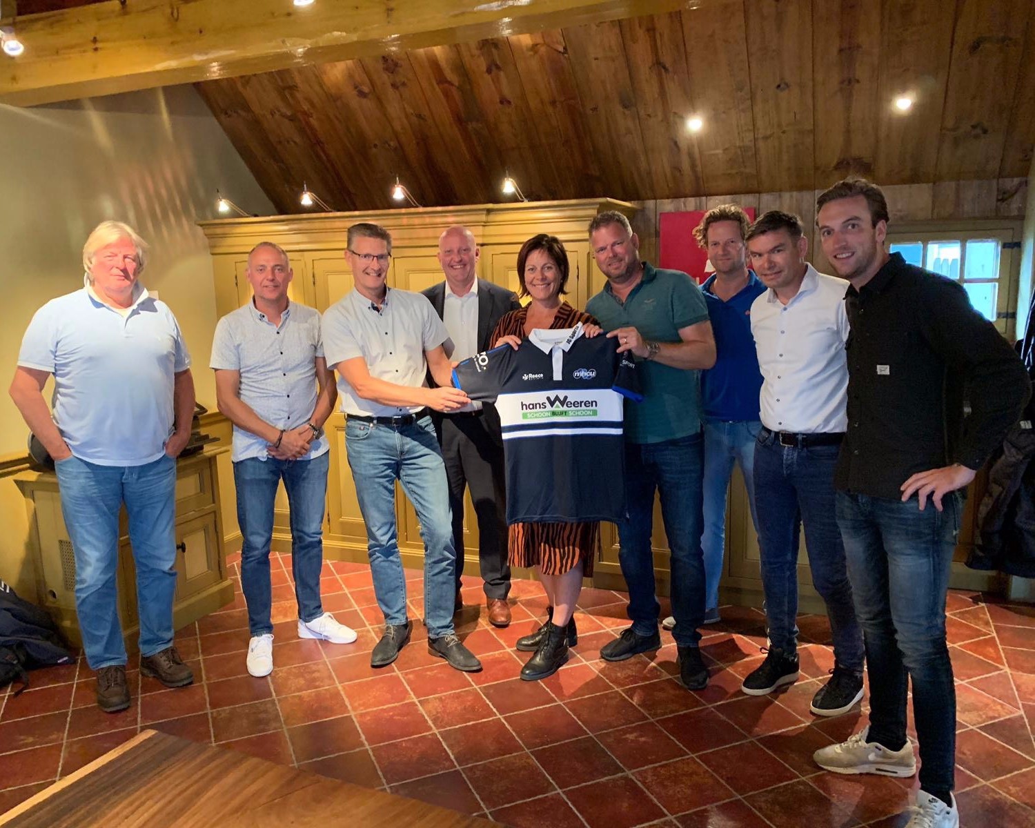 Hans Weeren van Hans Weeren, Jos Vermaas van Joveaal, Jort Gaartman van JG Sports, Ron Beudeker van BEZO en Marcel Hatzmann van Sport2000 Marcel Sport (aangeleverde foto) Hans Weeren van Hans Weeren, Jos Vermaas van Joveaal, Jort Gaartman van JG Sports, Ron Beudeker van BEZO en Marcel Hatzmann van Sport2000 Marcel Sport (aangeleverde foto)